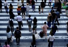 ปรับขึ้นเงินสบทบประกันสังคม 2569 “จ่ายเพิ่ม” เท่าไร และได้อะไรเพิ่มบ้าง